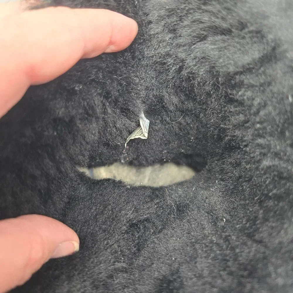 UGG bailey button